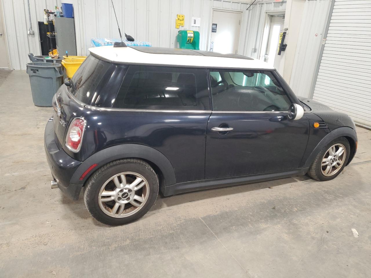 2013 MINI Cooper - Image 3