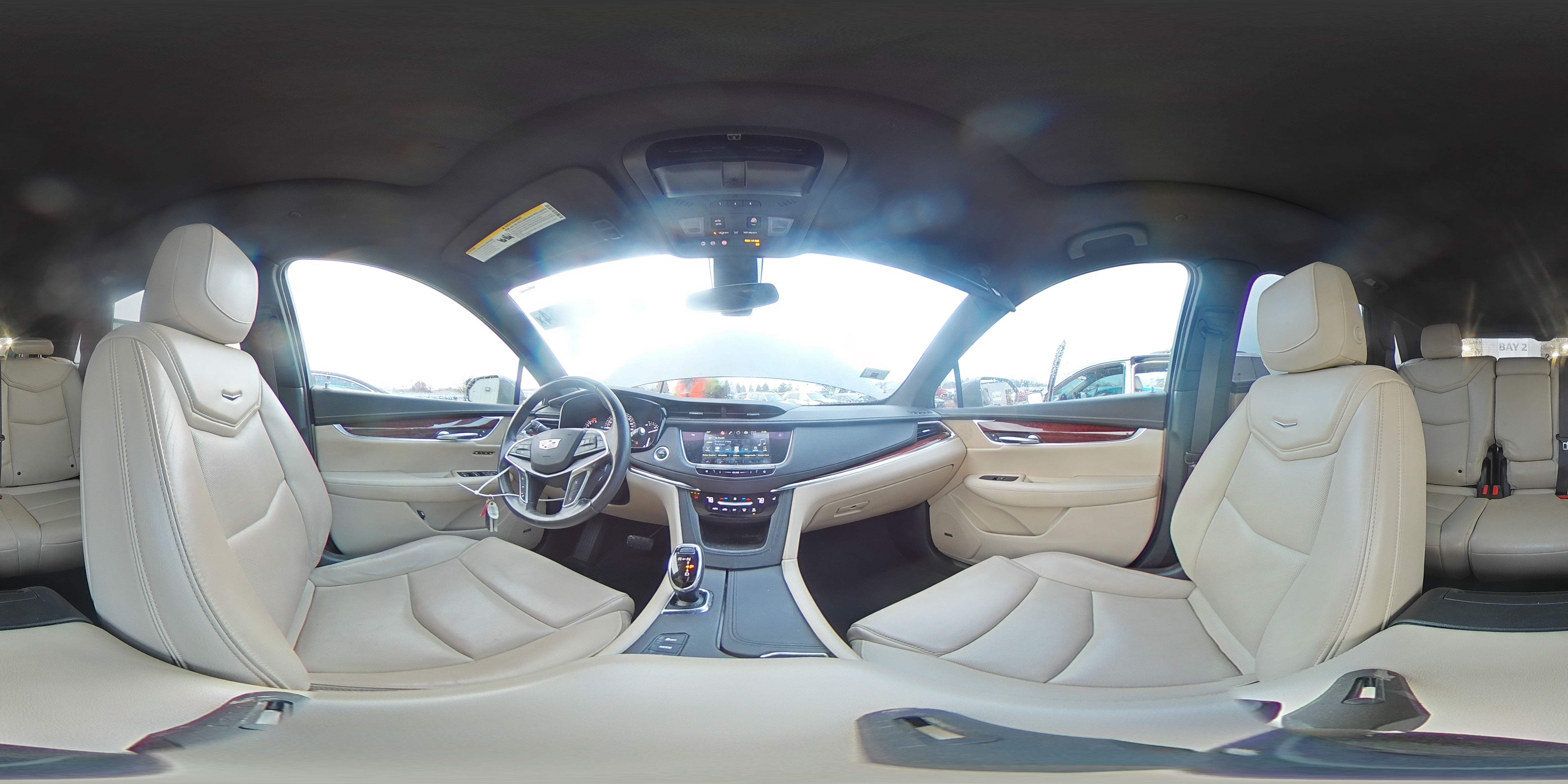 2018 Cadillac XT5 - Image 14