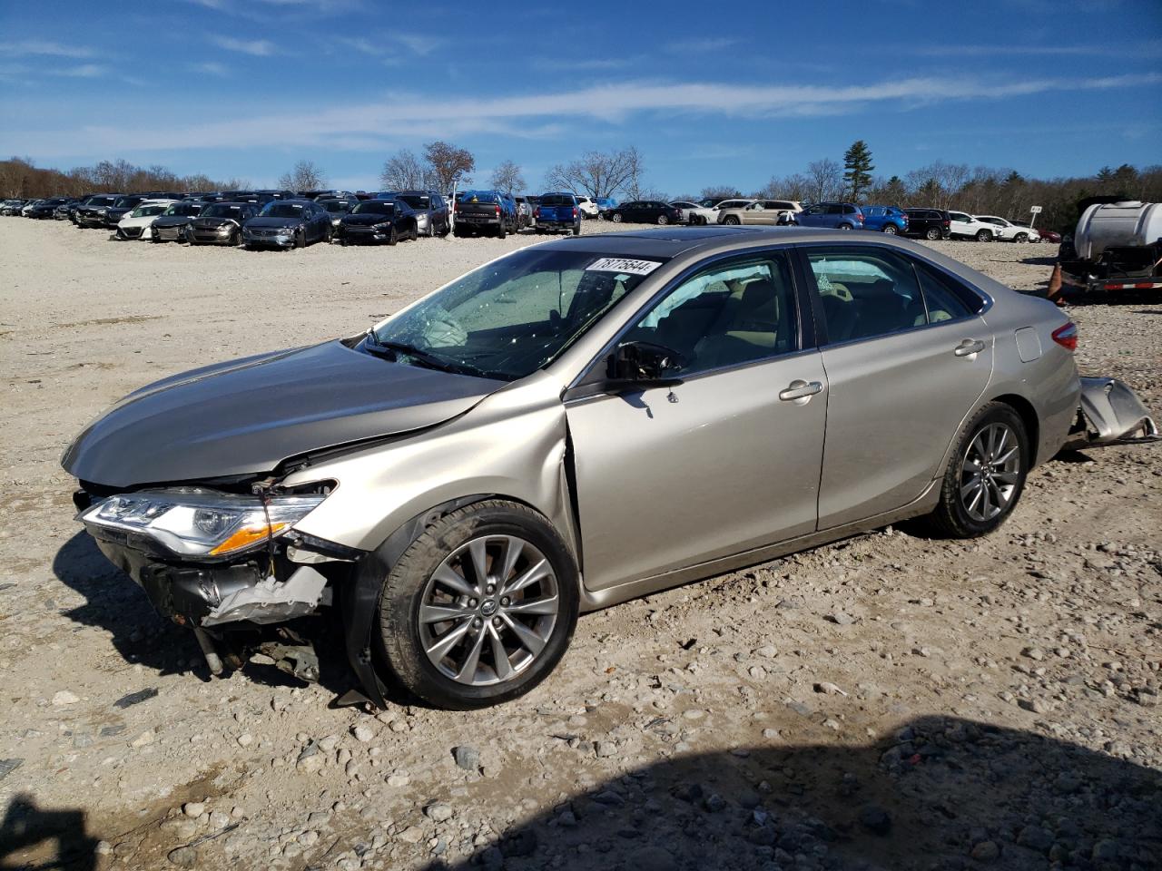 VIN 4T1BK1FK3GU574835 2016 TOYOTA CAMRY no.1