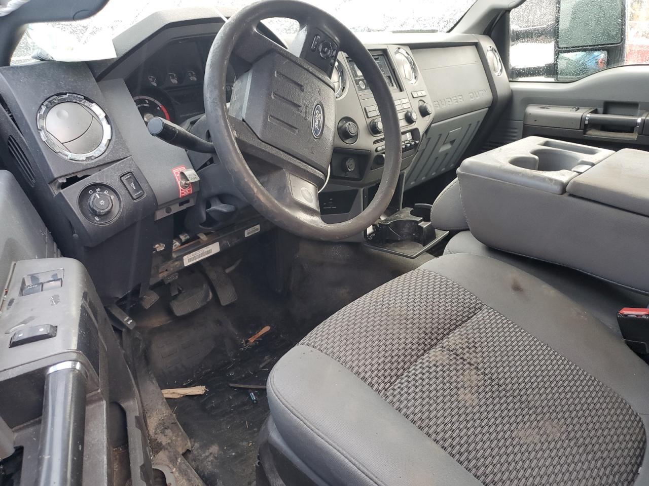 2011 Ford F350 - Image 7