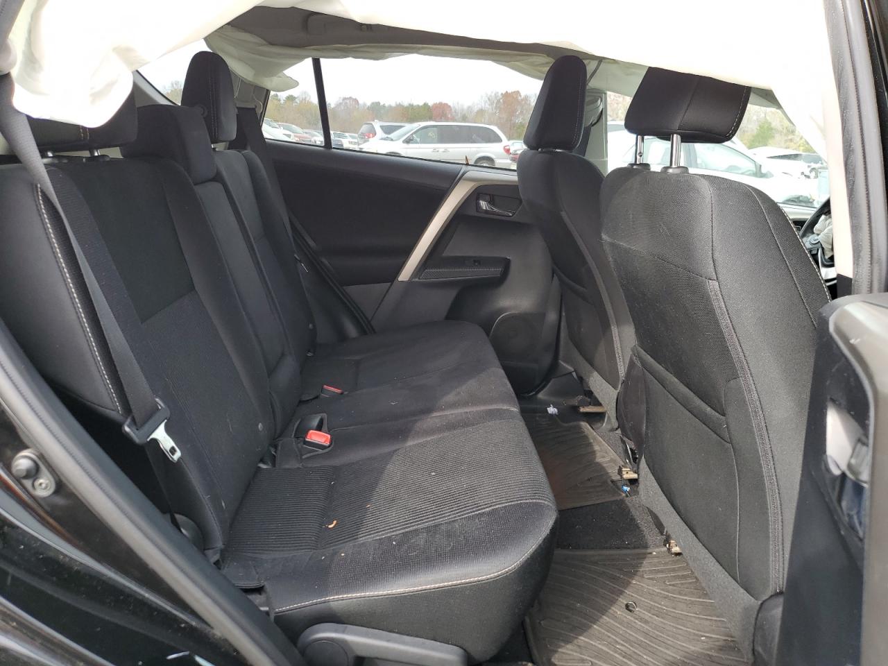 2014 Toyota RAV 4 - Image 12