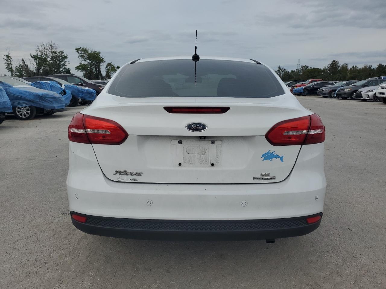 2016 Ford Focus Se VIN: 1FADP3F21GL376972 Lot: 81132534