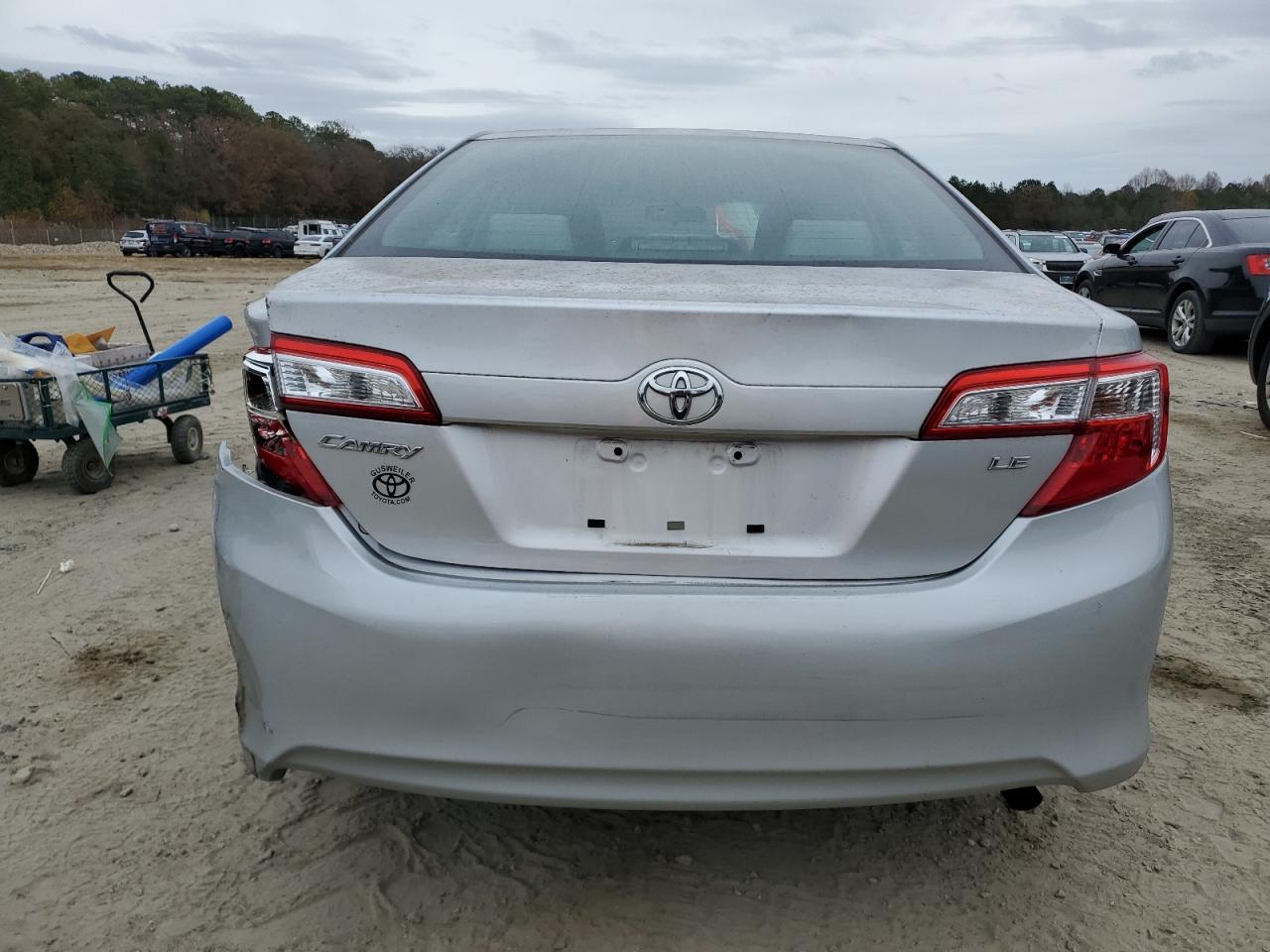 2014 Toyota Camry - Image 6