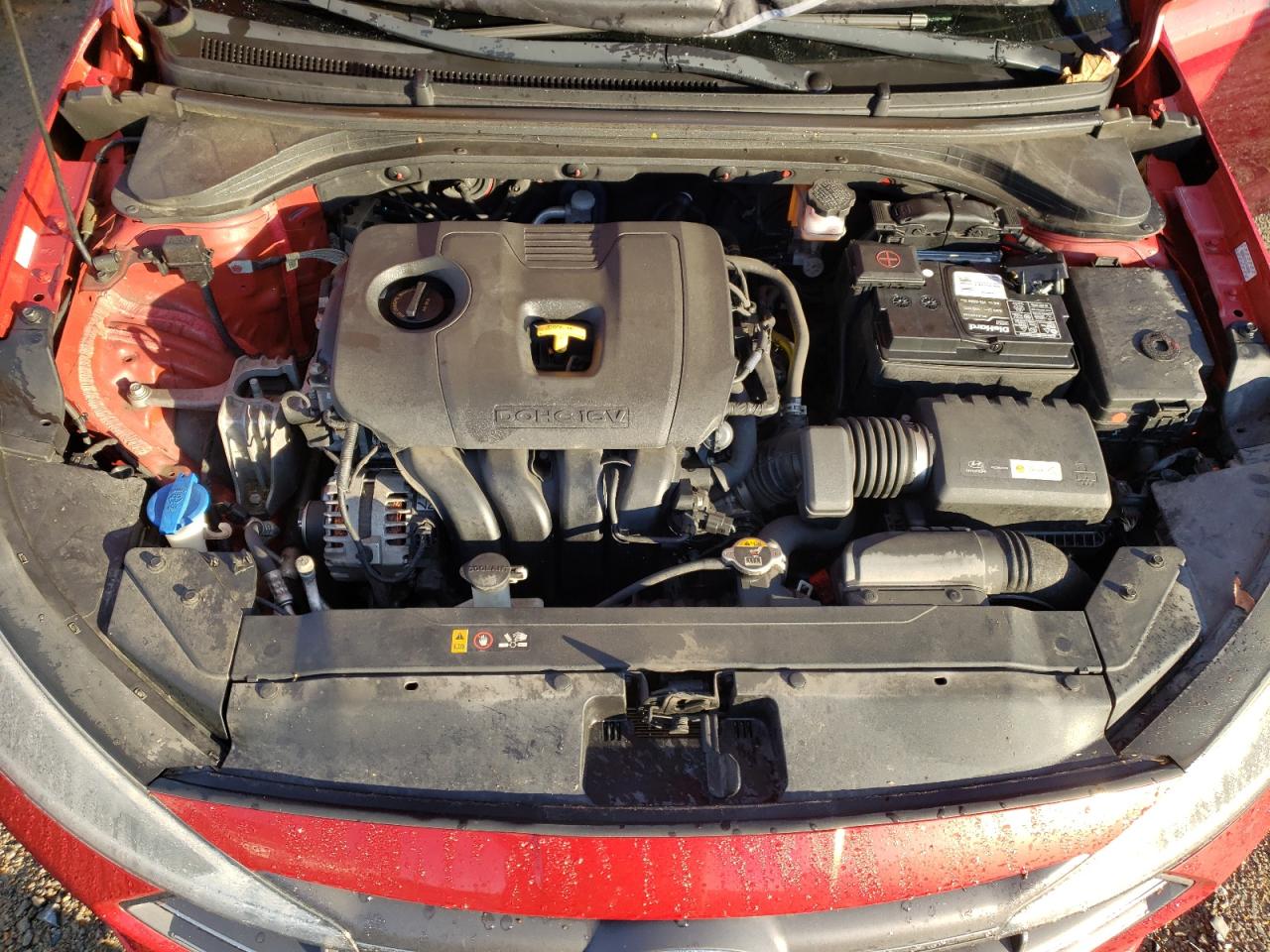 2019 Hyundai Elantra - Image 13