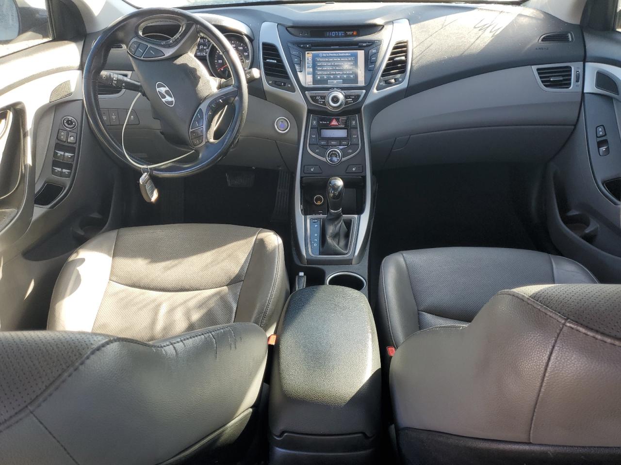 2015 Hyundai Elantra - Image 8