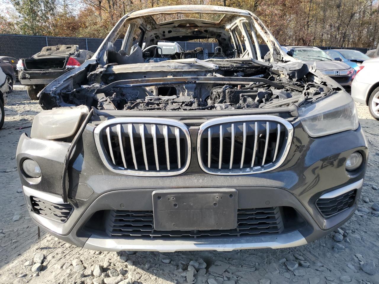 2017 BMW X1 - Image 5