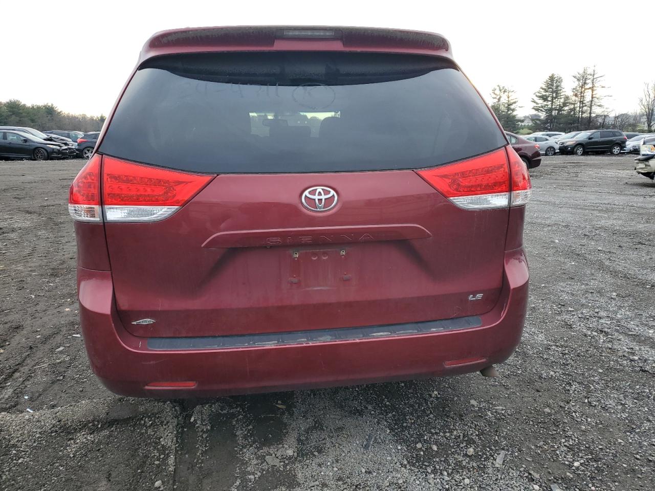 2012 Toyota Sienna Le VIN: 5TDKK3DC7CS271678 Lot: 80258234