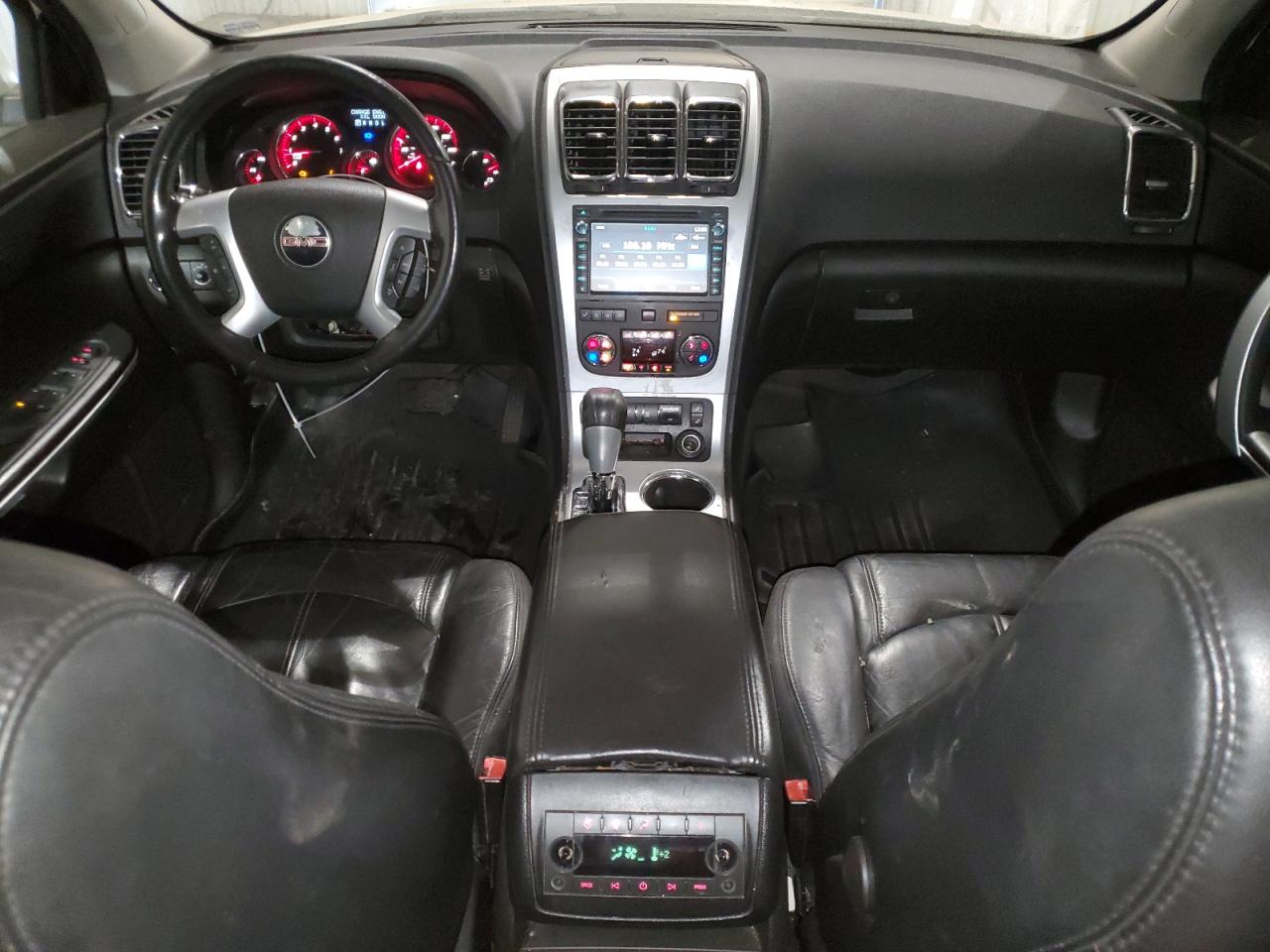 2011 GMC Acadia - Image 8