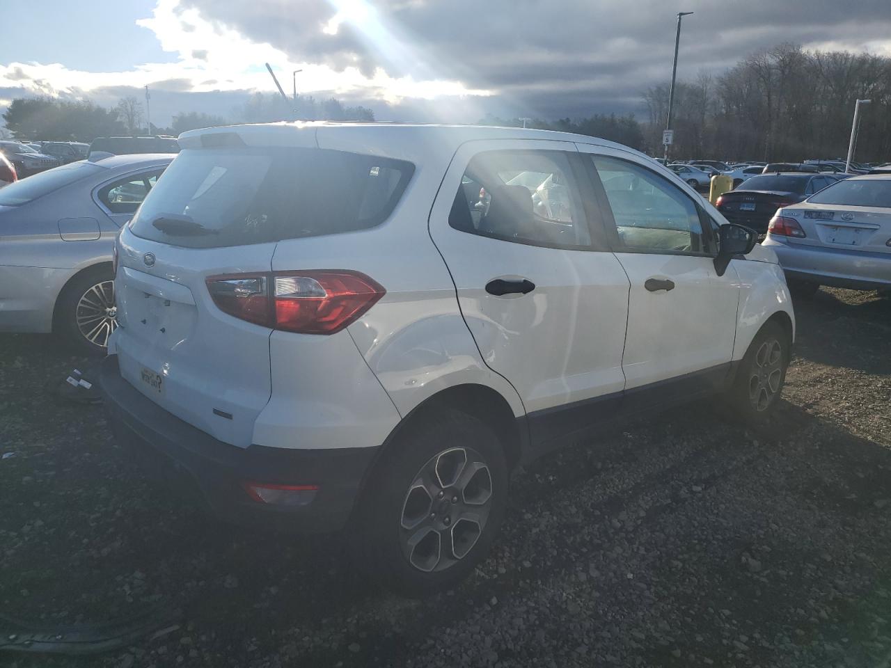 VIN MAJ3P1RE0JC244234 2018 FORD ECOSPORT no.3