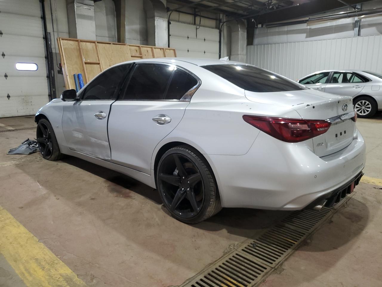 VIN JN1EV7AR3JM611361 2018 INFINITI Q50 no.2