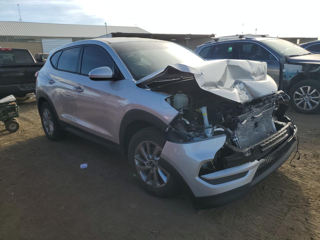 VIN KM8J2CA42JU764293 2018 HYUNDAI TUCSON no.4