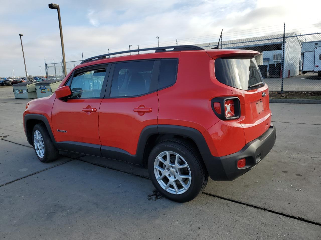 2019 Jeep Renegade - Image 2