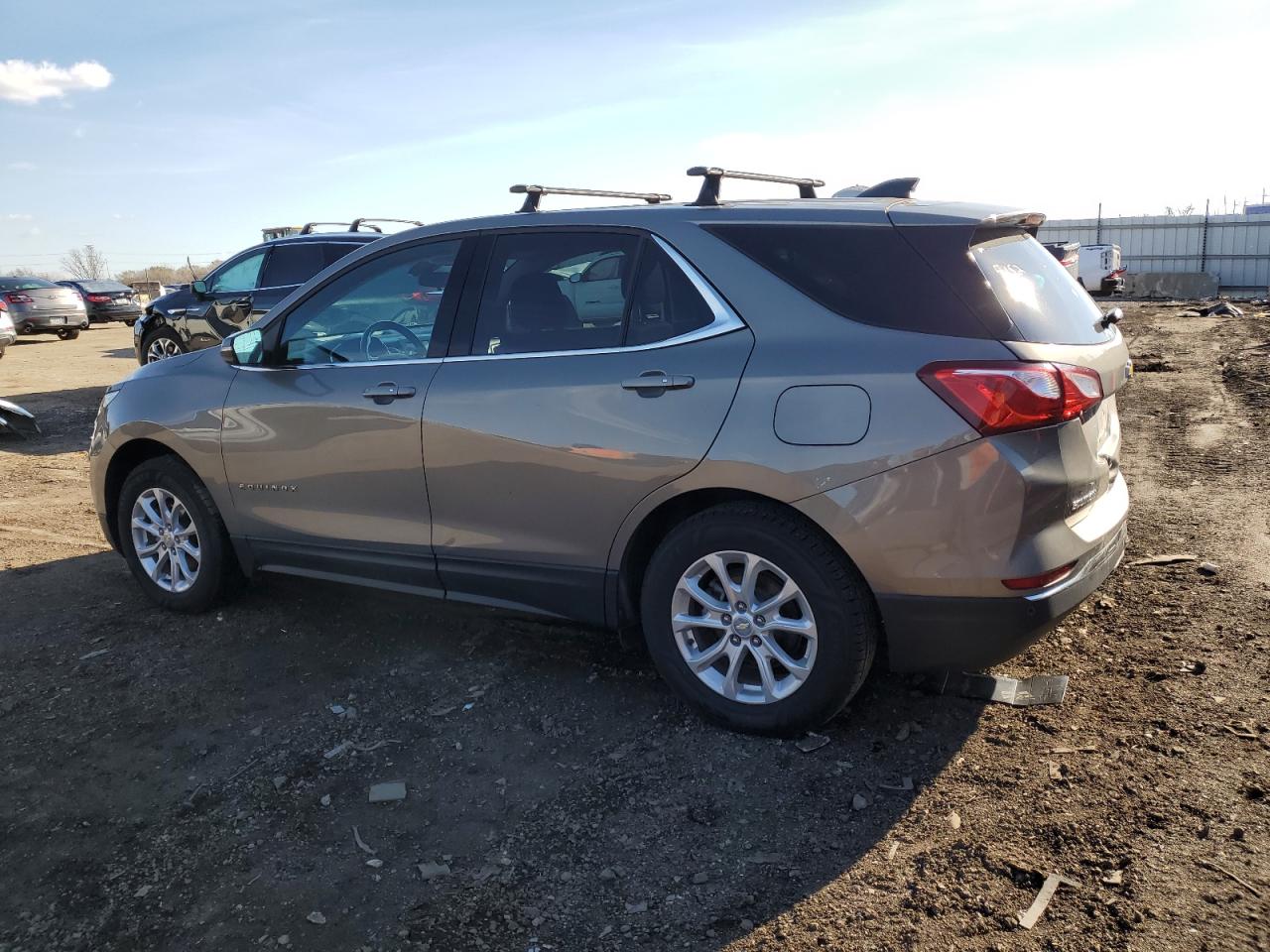 2019 Chevrolet Equinox - Image 2