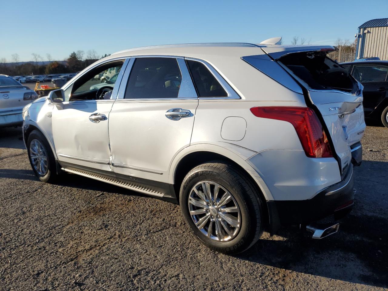 2018 Cadillac XT5 - Image 2