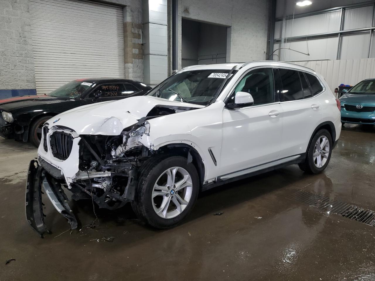 VIN 5UXTR9C59KLD90260 2019 BMW X3 no.1