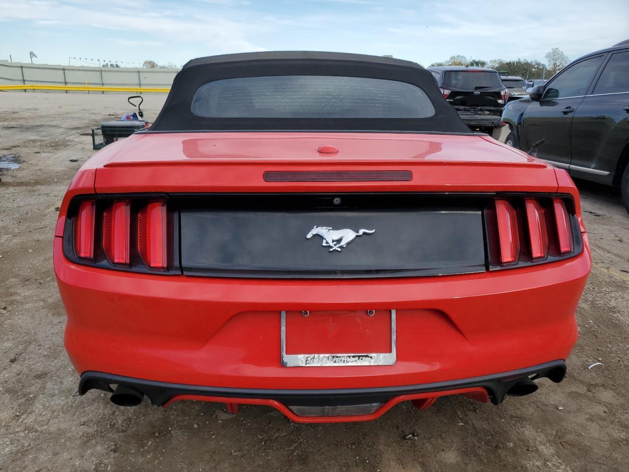 2016 Ford Mustang - Image 6
