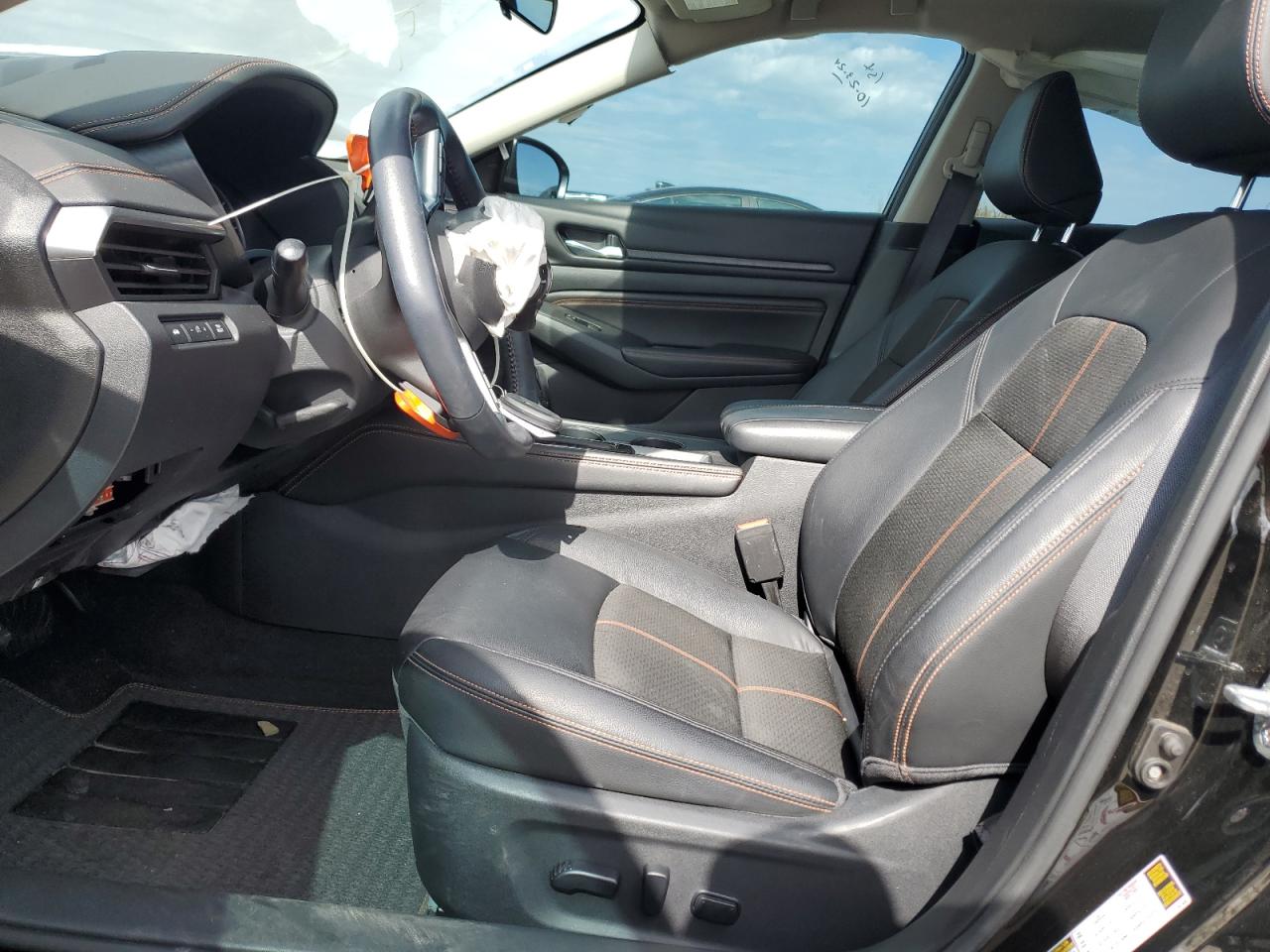 2020 Nissan Altima - Image 7