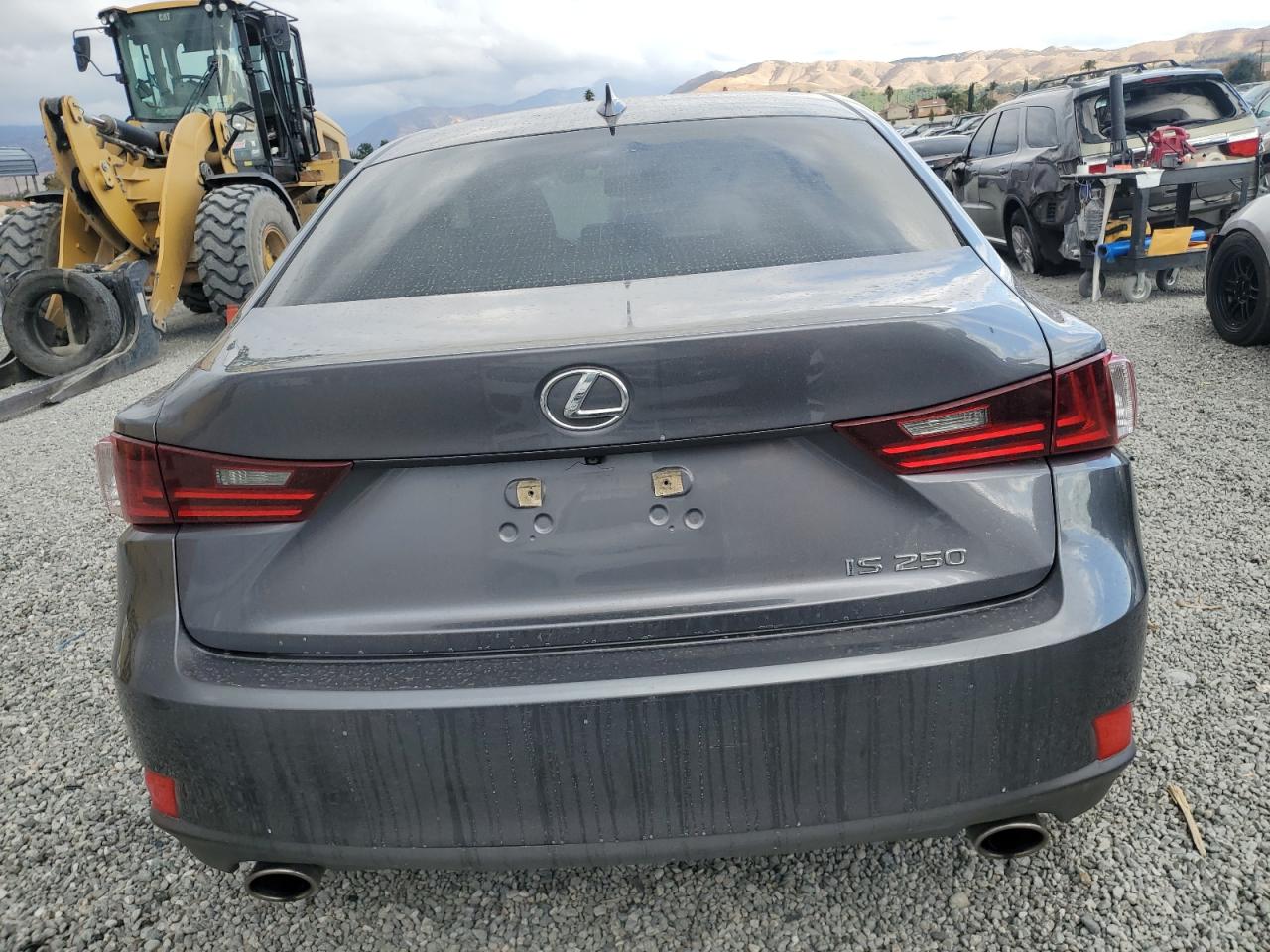 2014 Lexus IS - Image 6