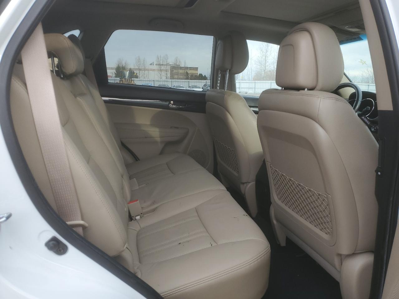 2012 Kia Sorento - Image 11