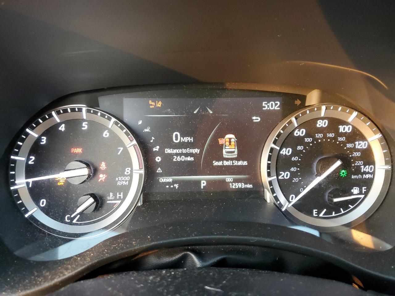 2022 Toyota Highlander - Image 9