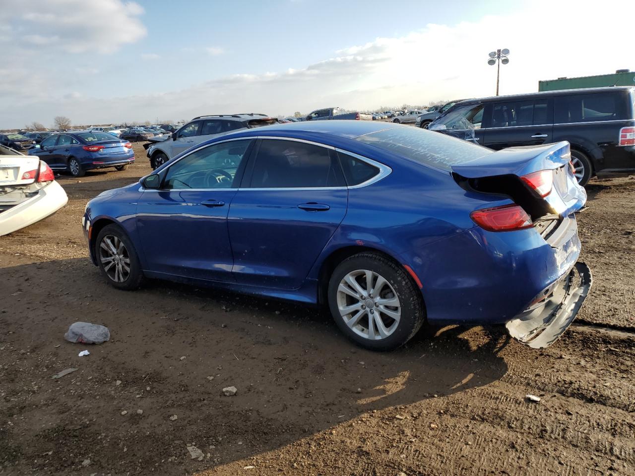 VIN 1C3CCCAB7GN132275 2016 CHRYSLER 200 no.2