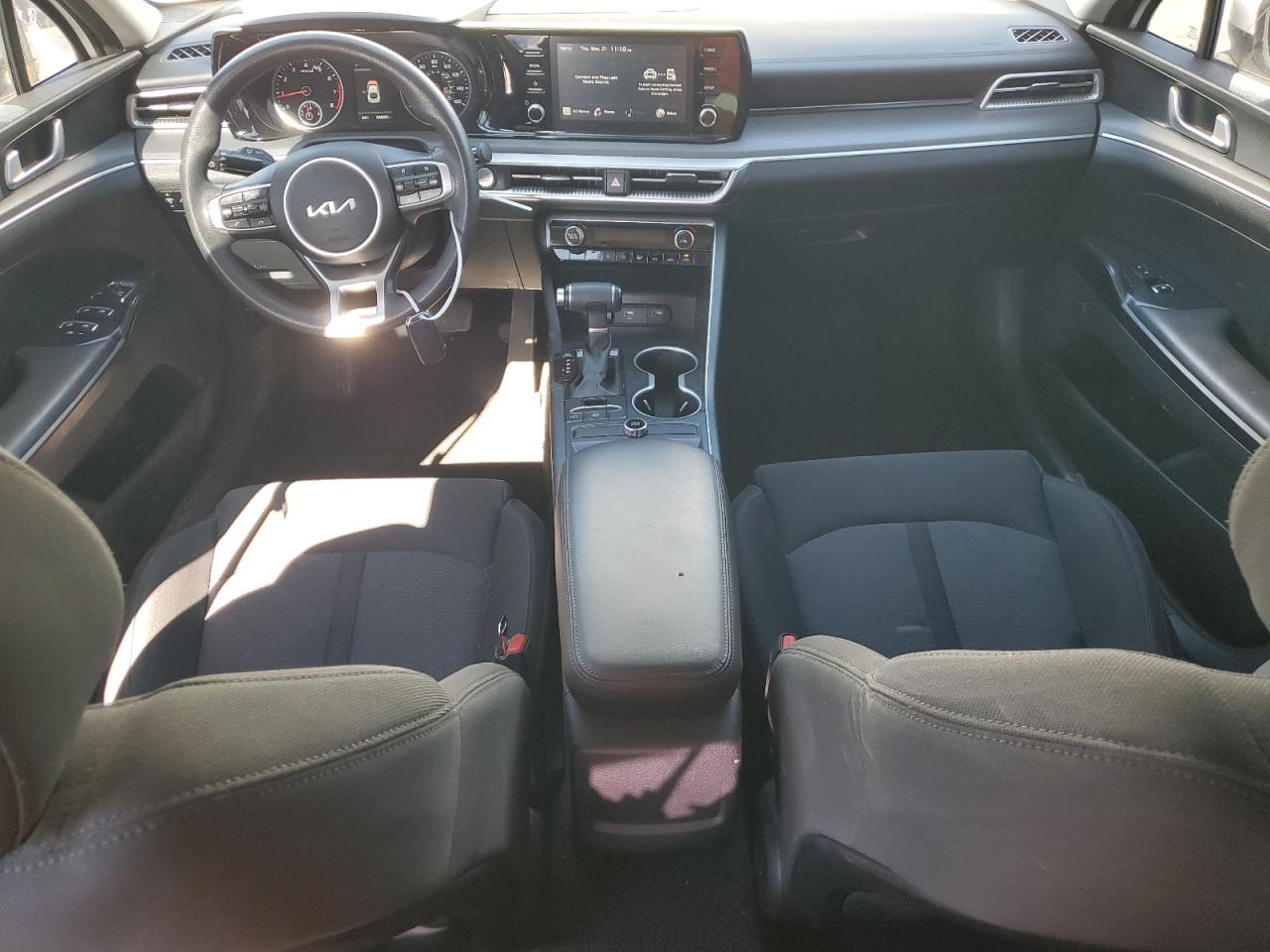 2022 Kia K5 - Image 8
