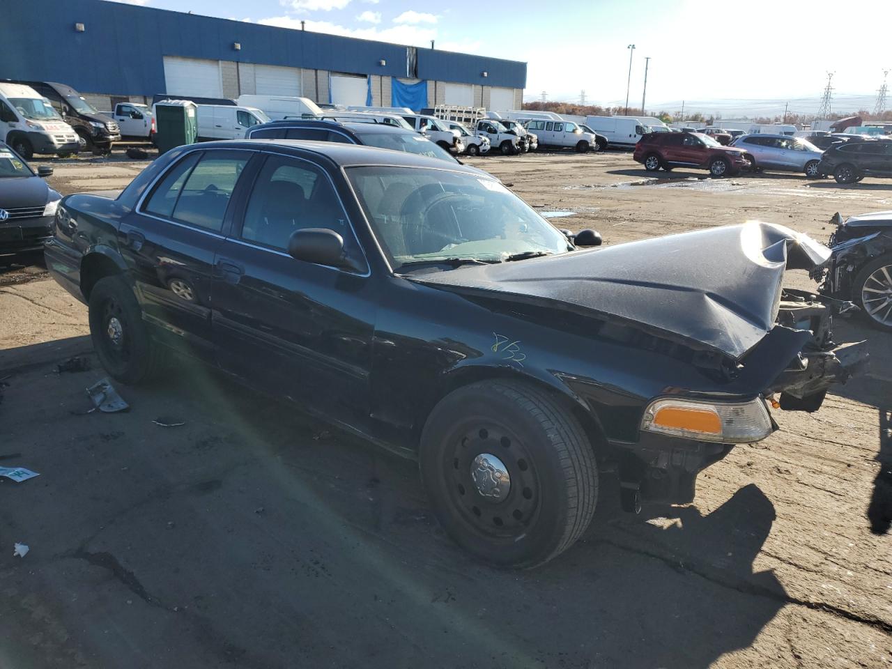 2010 Ford Crown Victoria - Image 4
