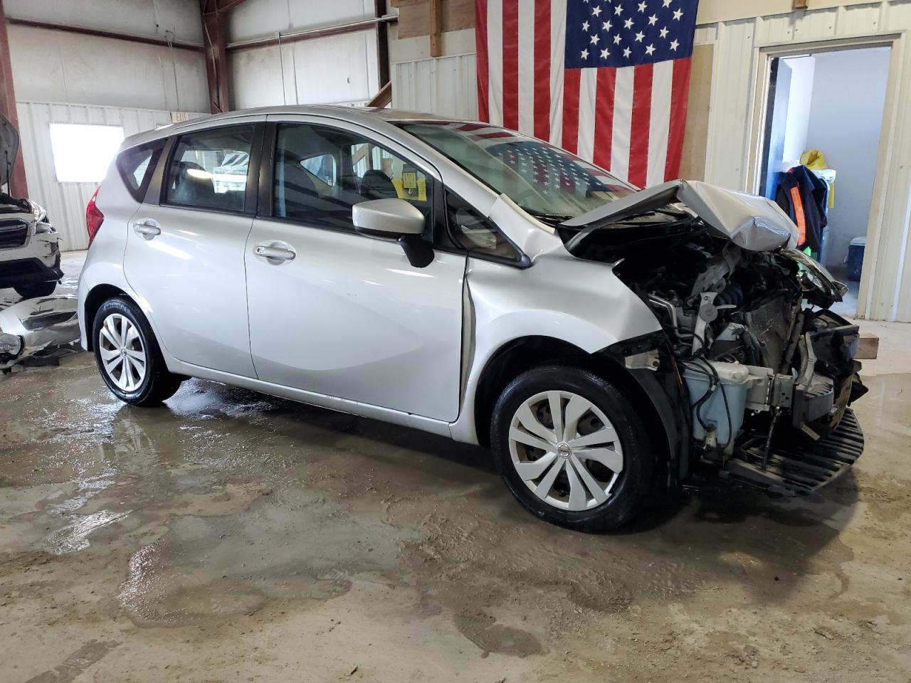 VIN 3N1CE2CPXHL364561 2017 NISSAN VERSA no.4