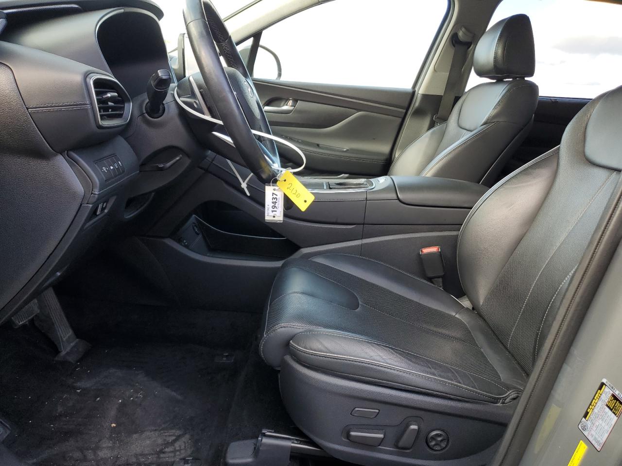 2021 Hyundai Santa Fe - Image 7