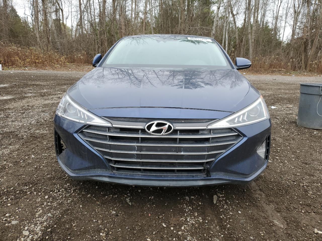 2019 Hyundai Elantra - Image 5