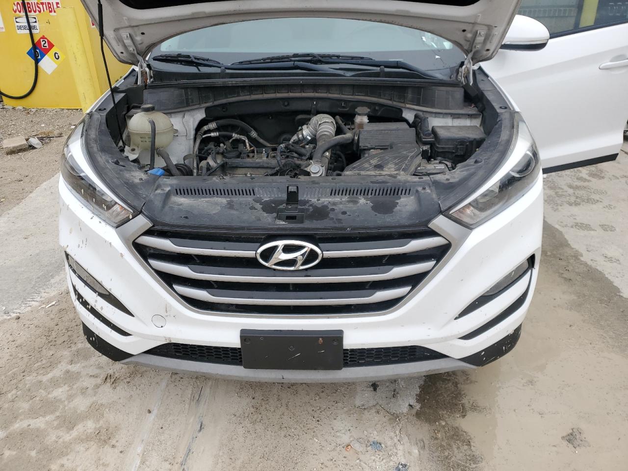 2017 Hyundai Tucson Limited VIN: KM8J3CA23HU348940 Lot: 79515004