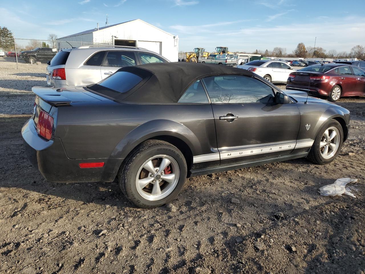 2009 Ford Mustang - Image 3