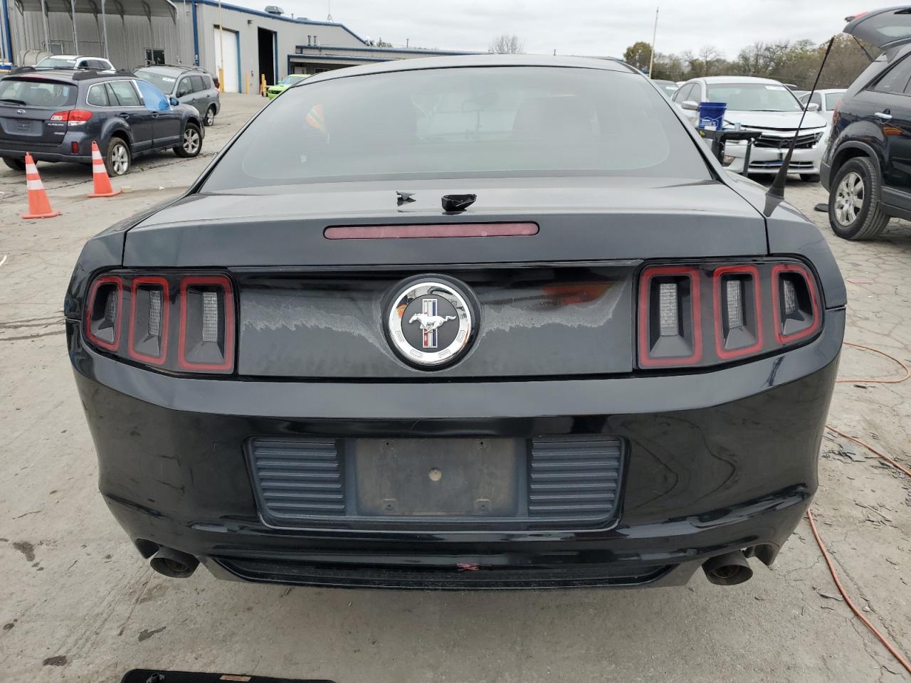 2014 Ford Mustang - Image 6