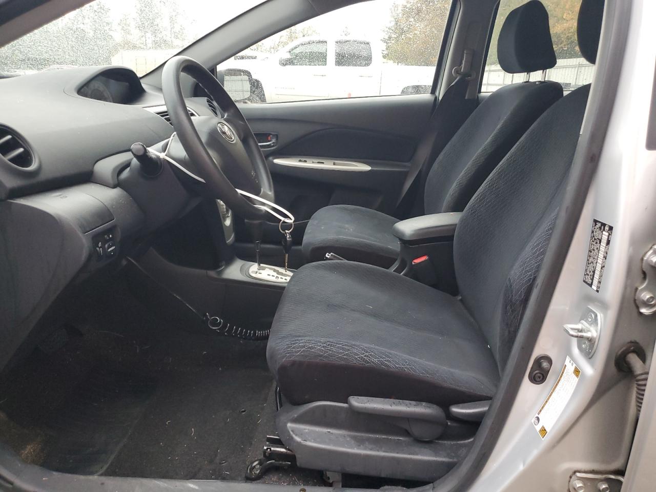 2008 Toyota Yaris VIN: JTDBT923284010495 Lot: 81266064