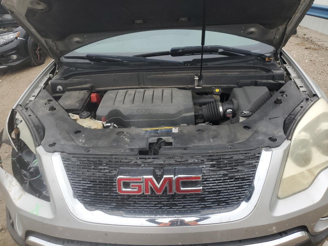 2007 GMC Acadia - Image 12