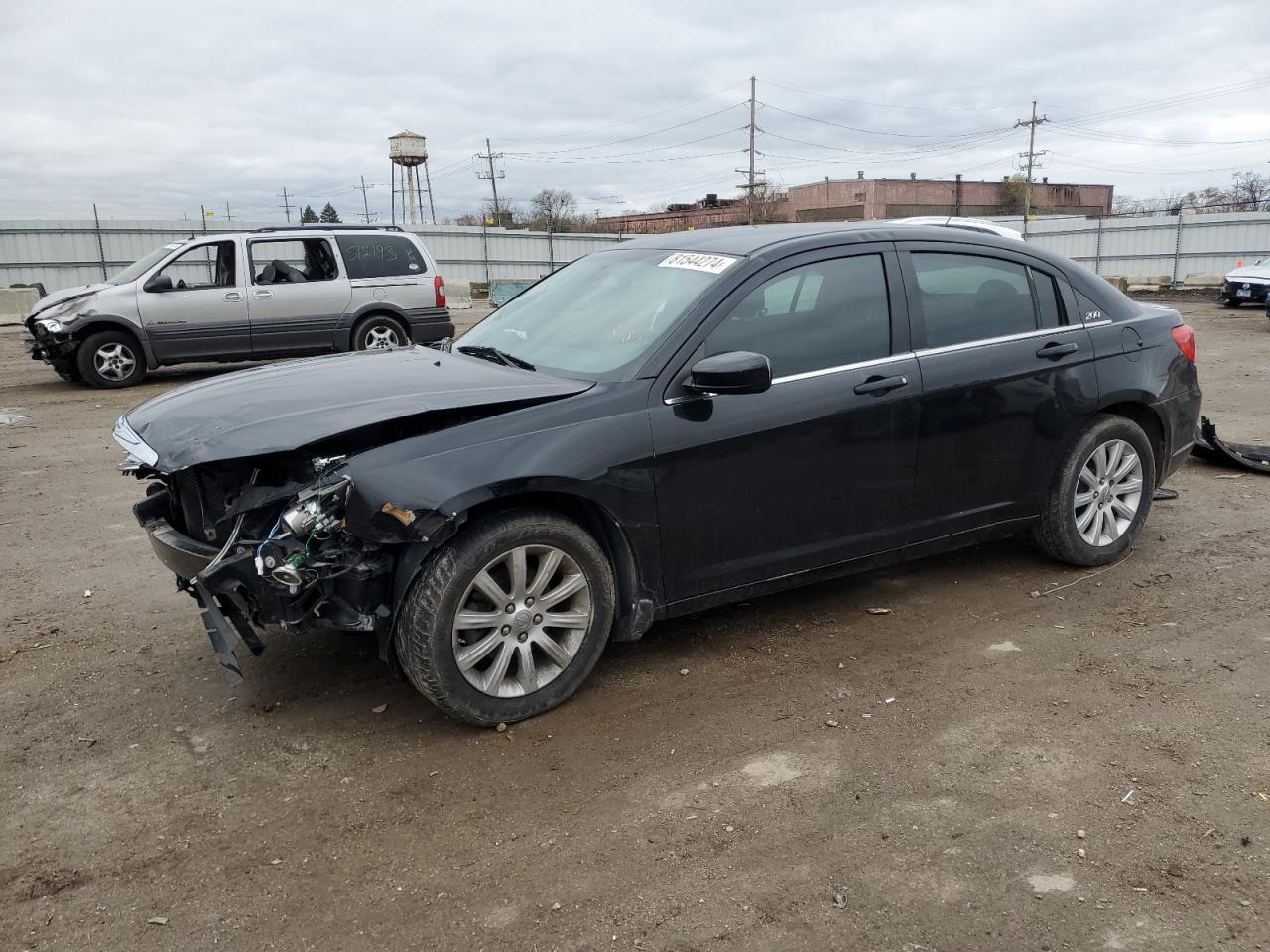 2013 Chrysler 200 Touring იყიდება Chicago Heights-ში, IL - Front End