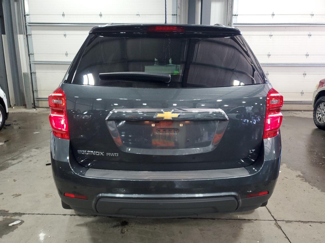 2017 Chevrolet Equinox - Image 6