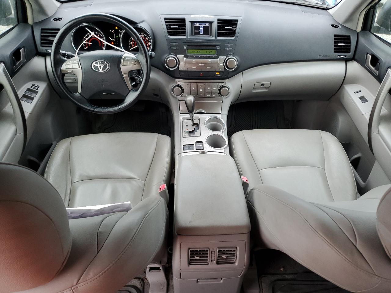 2008 Toyota Highlander - Image 8