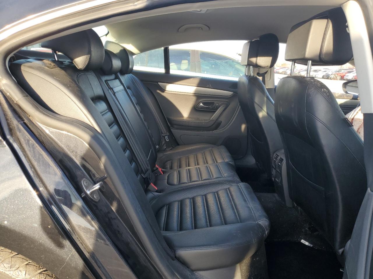2013 Volkswagen Passat CC - Image 10