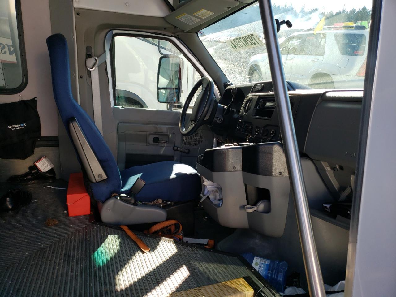 2013 Ford Econoline - Image 5