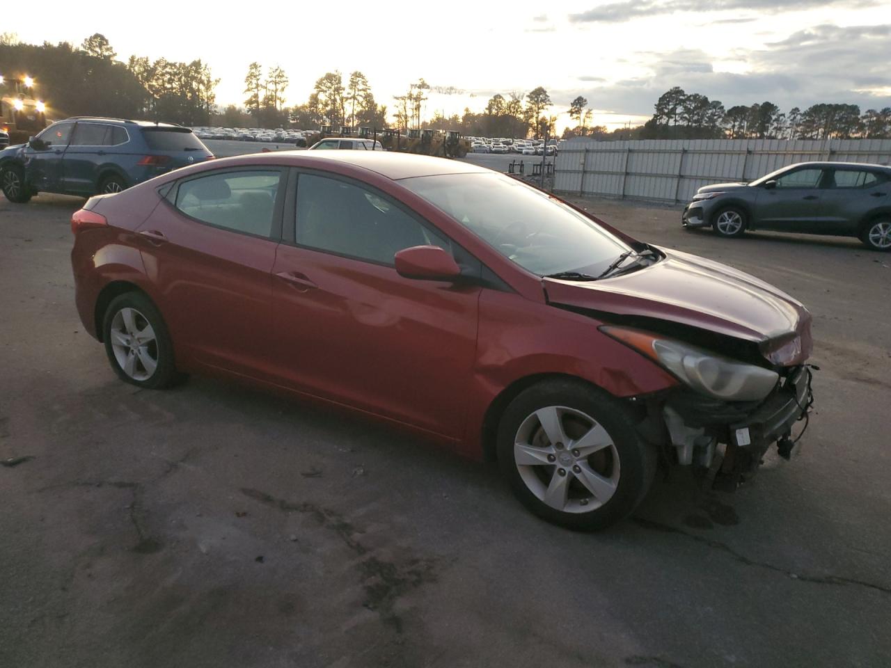2012 Hyundai Elantra - Image 4