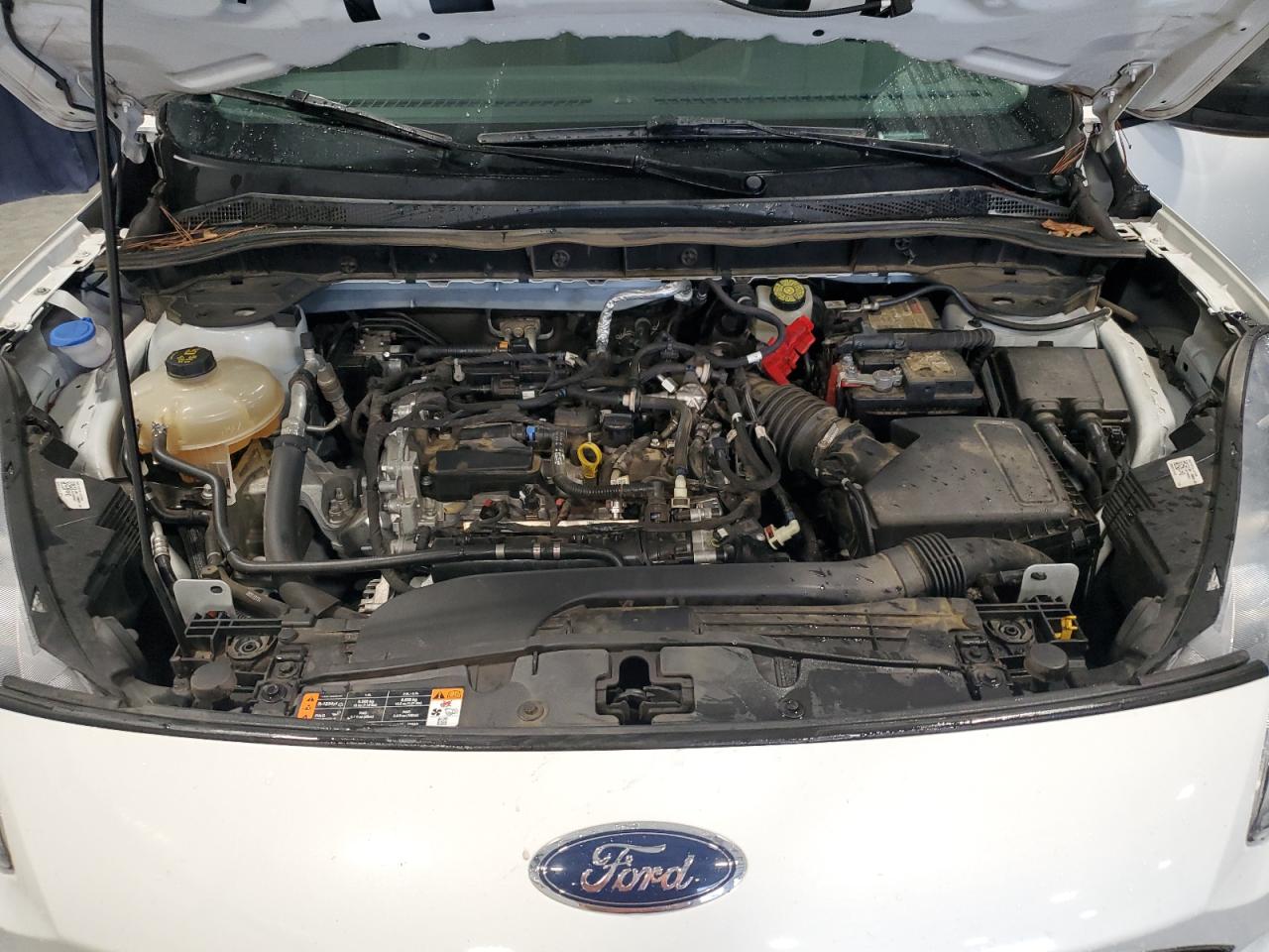 2022 Ford Escape - Image 12