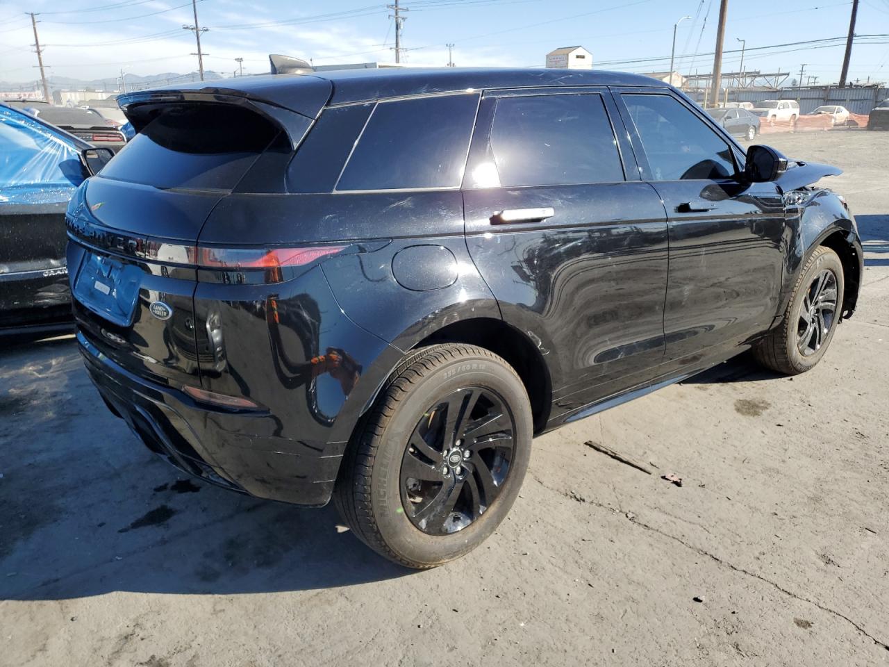 2023 Land Rover Range Rover - Image 3