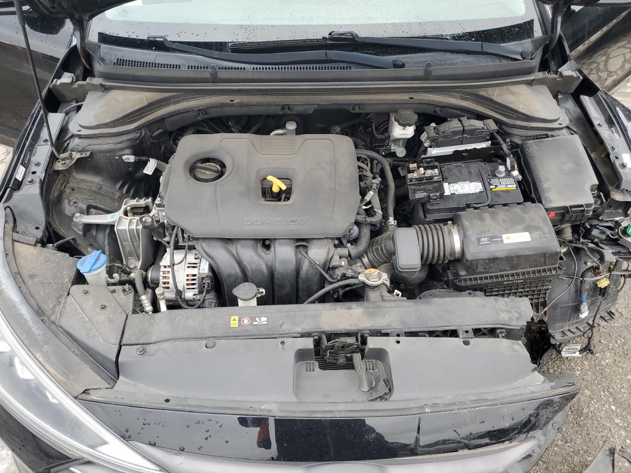 2019 Hyundai Elantra - Image 11