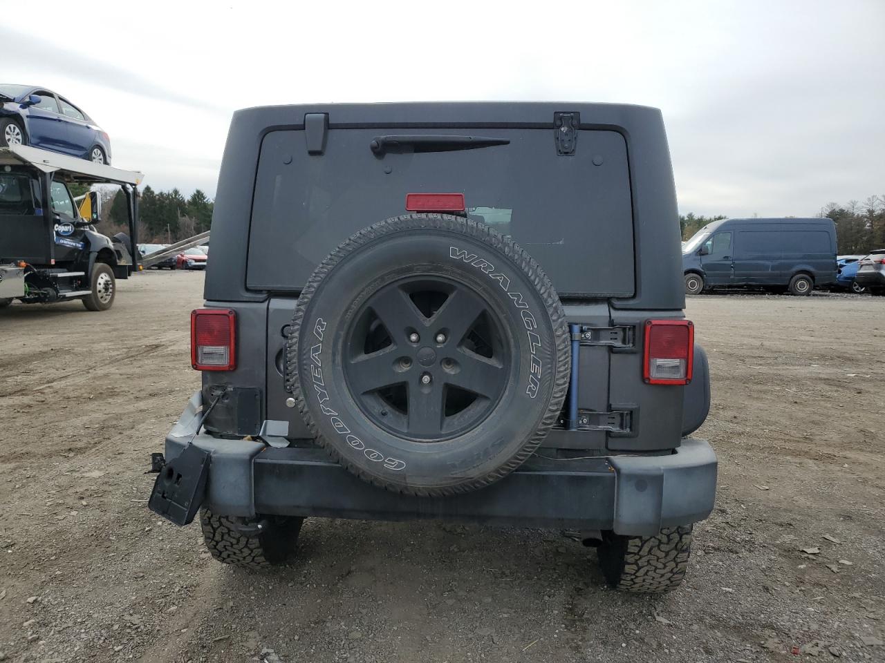 2017 Jeep Wrangler - Image 6