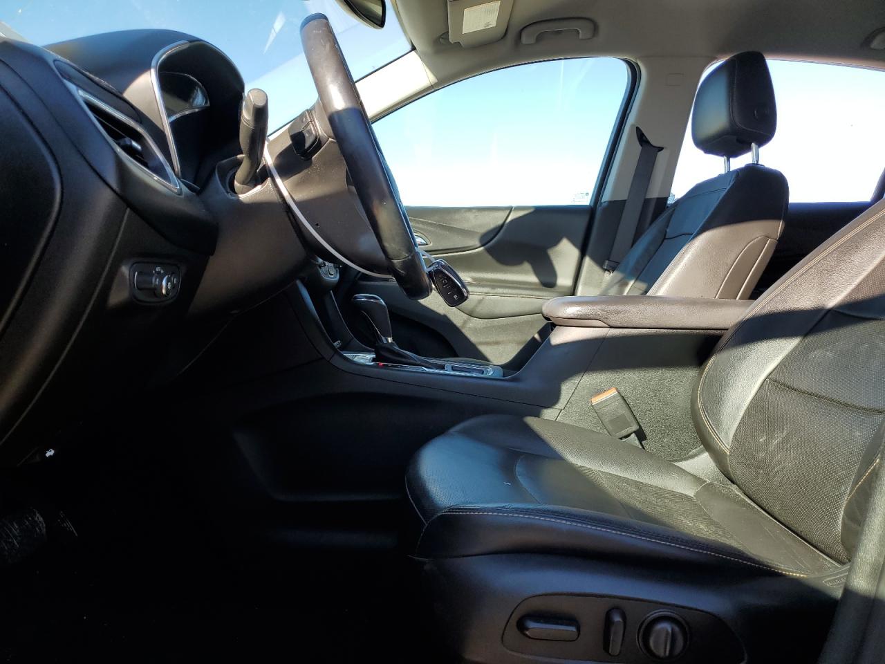 2020 Chevrolet Equinox - Image 7