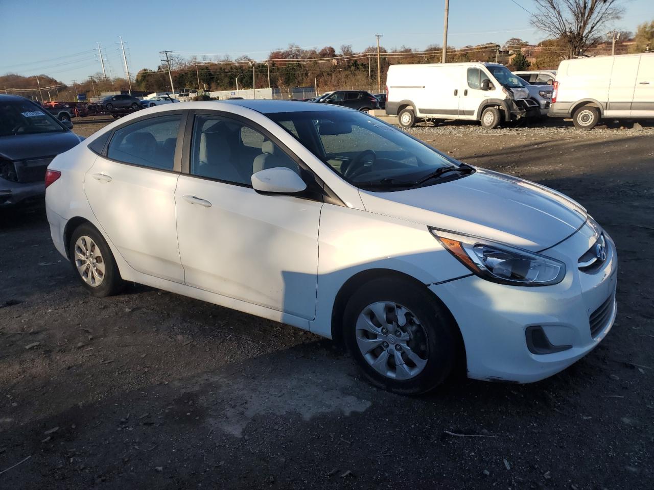 VIN KMHCT4AE5HU334997 2017 HYUNDAI ACCENT no.4