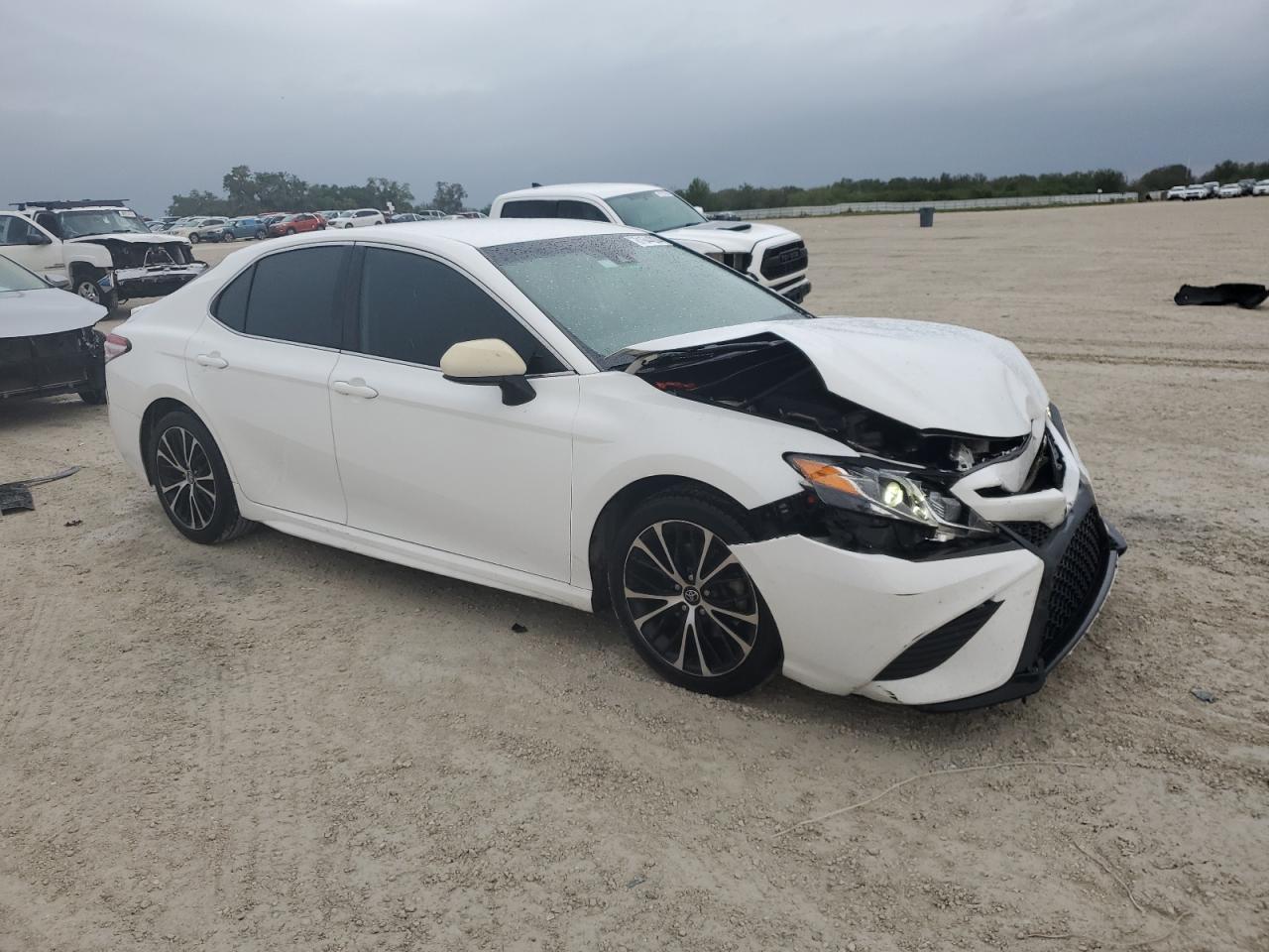 2020 Toyota Camry - Image 4