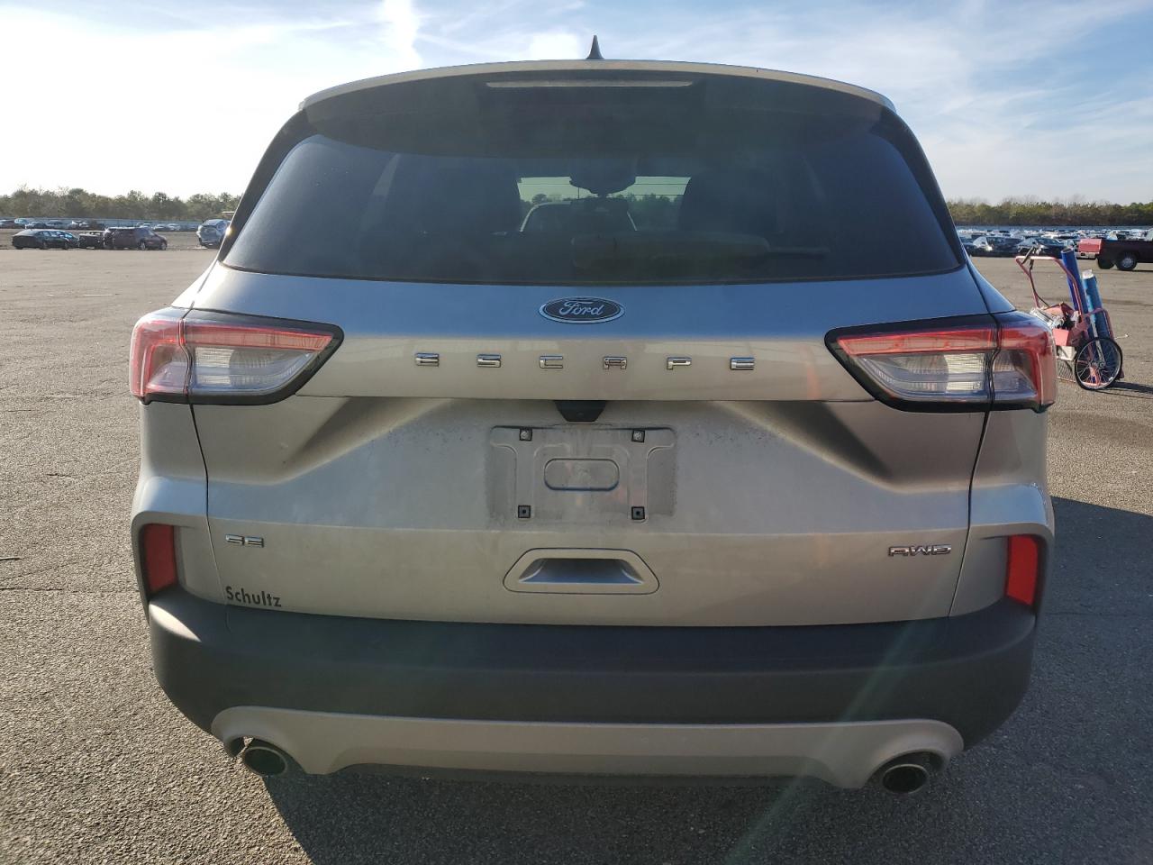 2022 Ford Escape - Image 6