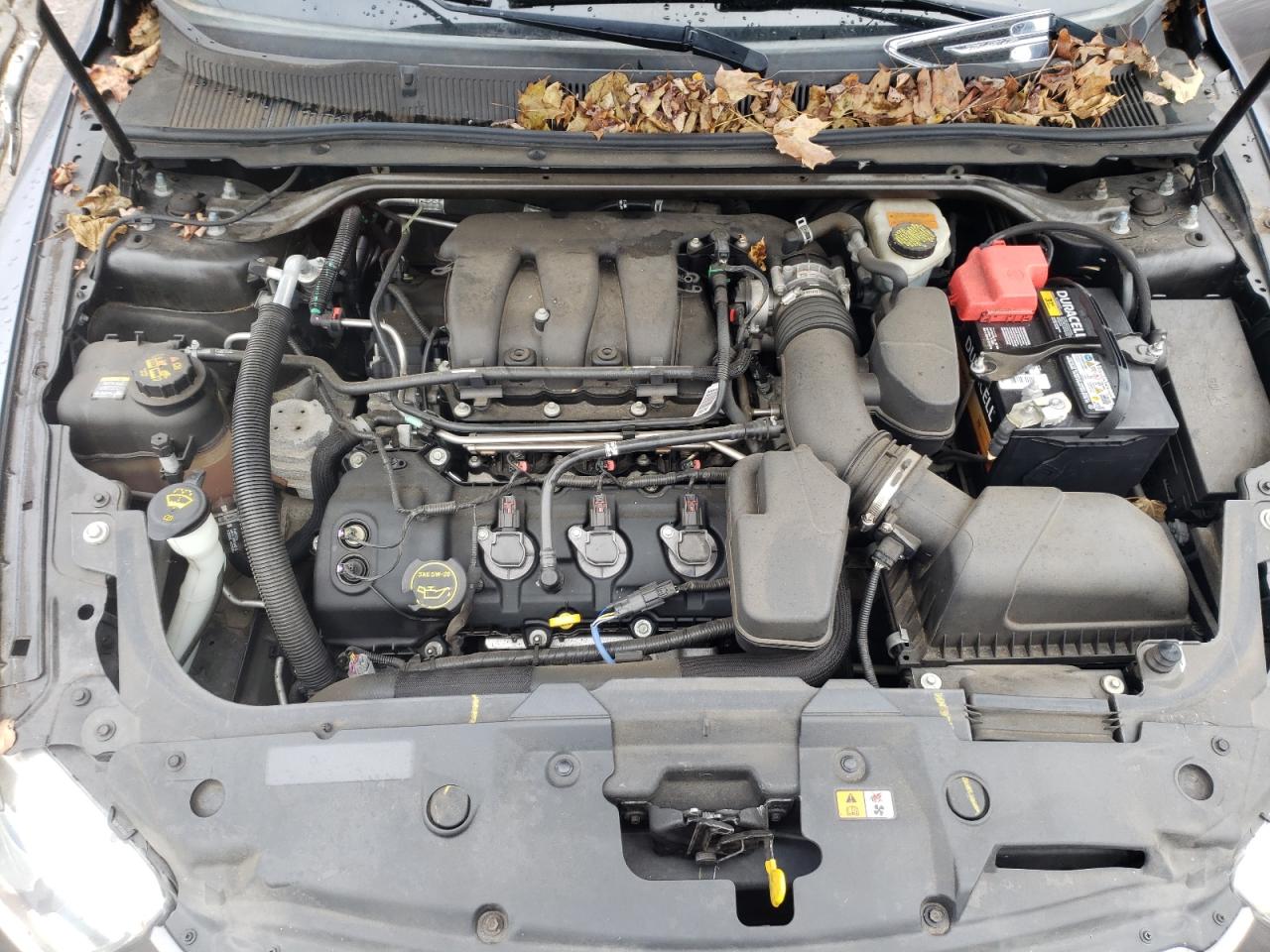 2014 Ford Taurus - Image 11